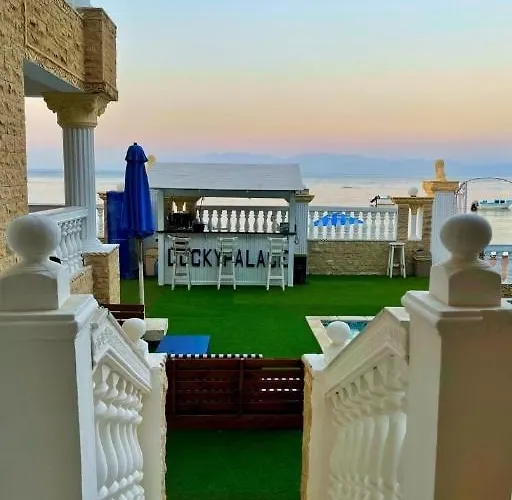 Aparthotel Lucky Palace 3*
