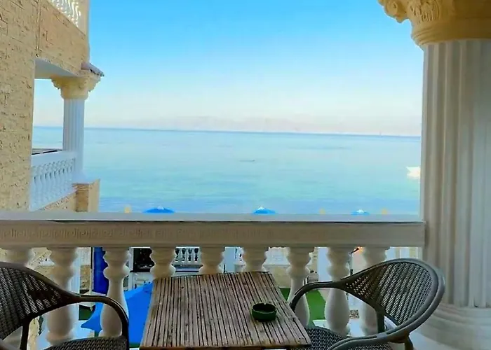Lucky Palace Aparthotel