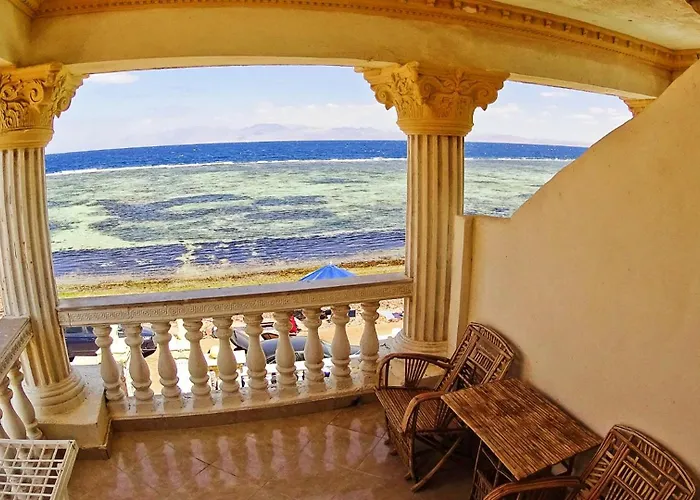 Lucky Palace Aparthotel 3*