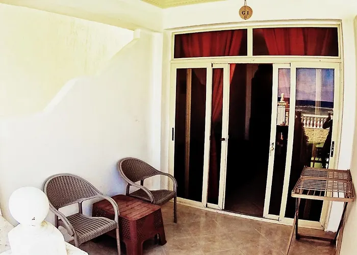 Lucky Palace Aparthotel 3*