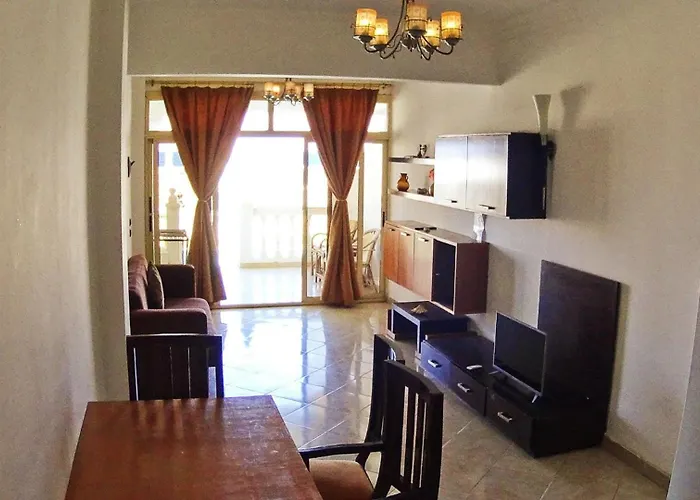 Aparthotel Lucky Palace 3*