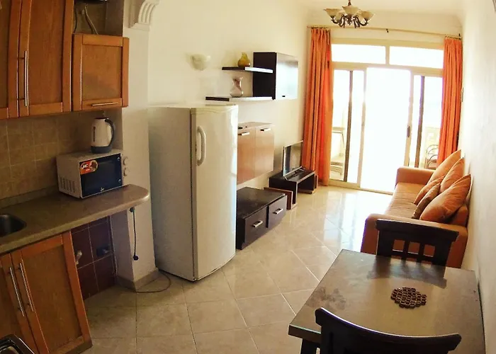 Aparthotel Lucky Palace 3*