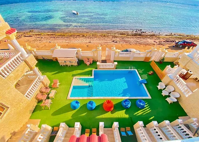 Lucky Palace Aparthotel 3*